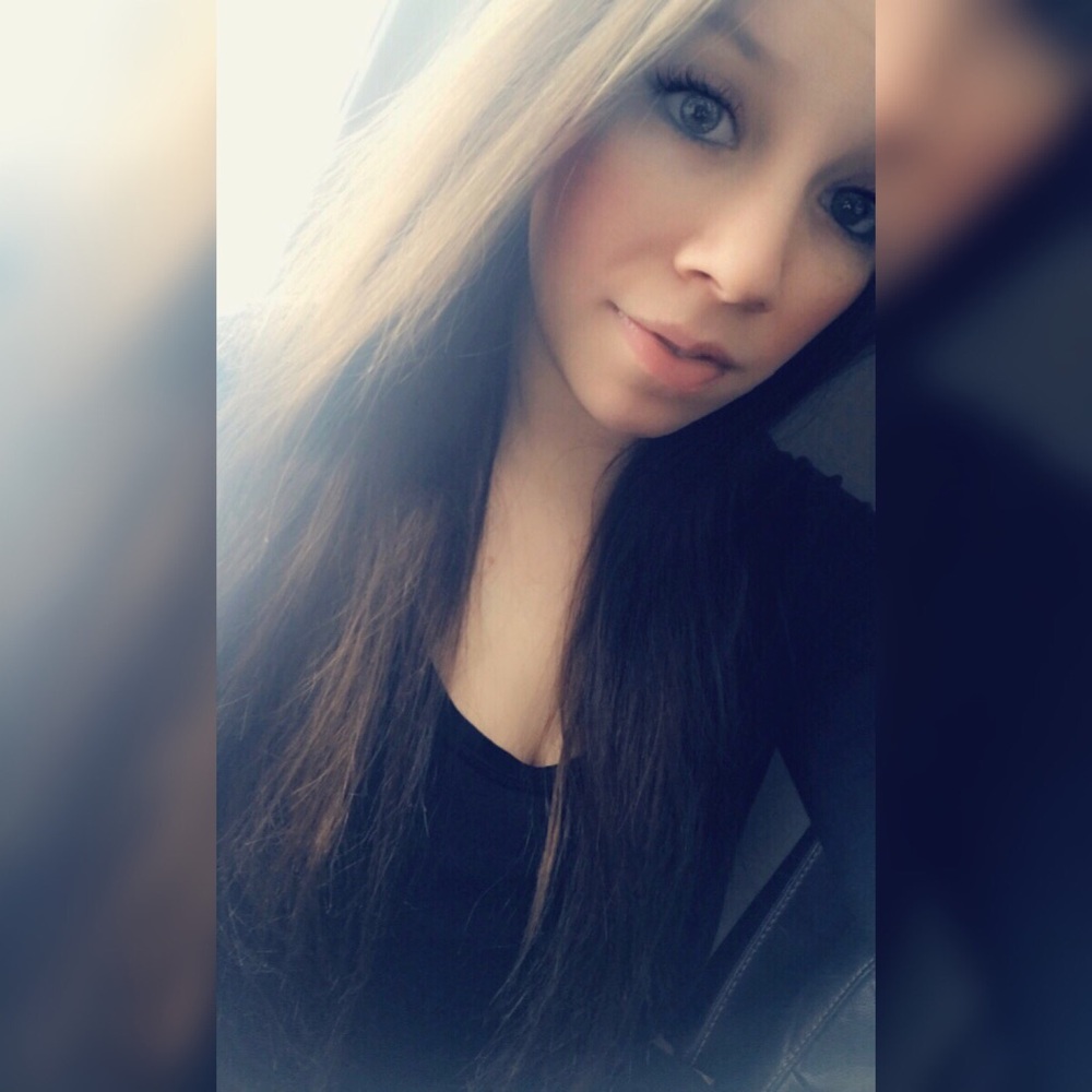 Meet your Posher, Brianna